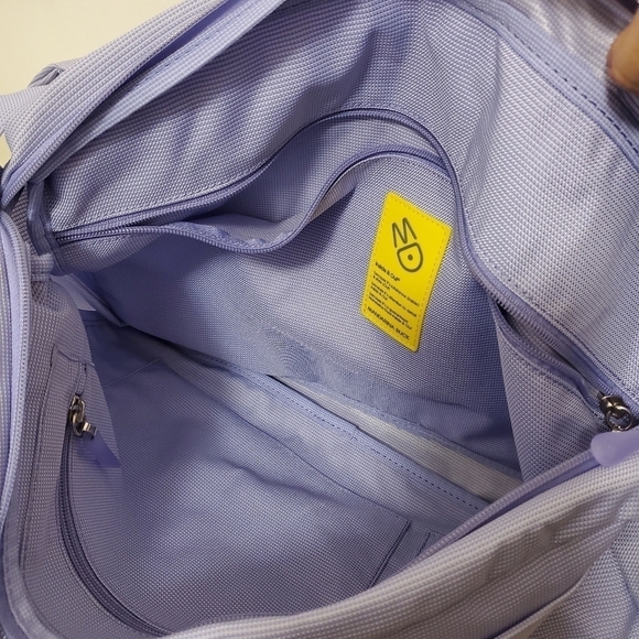 EC Mandarina Duck large Messenger Bag, Light Purple, Lightweight - Picture 8 of 13